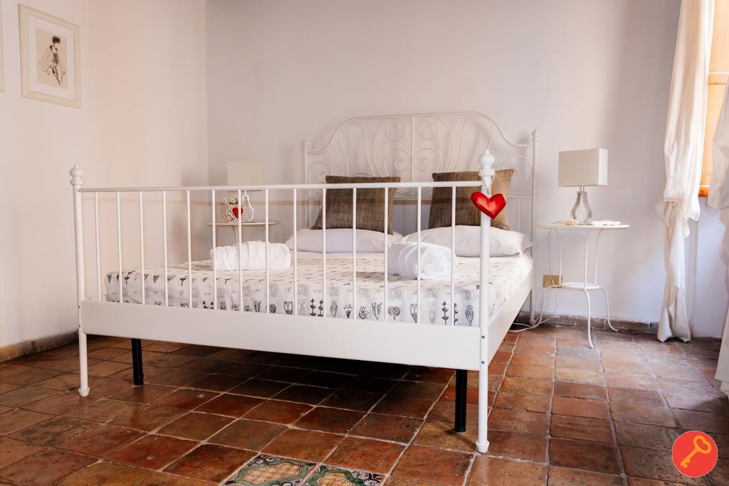 Gorgeous House Trastevere Rome Room photo